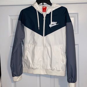 Nike Wind Breaker